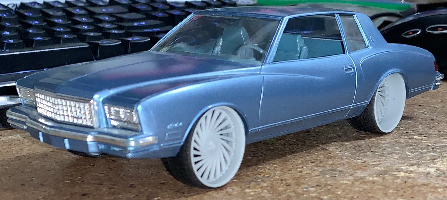 1/25 Scale - DUB DAZED - D61 in 26"-30" Donk, Big Rims, Box Chevy, G-Body