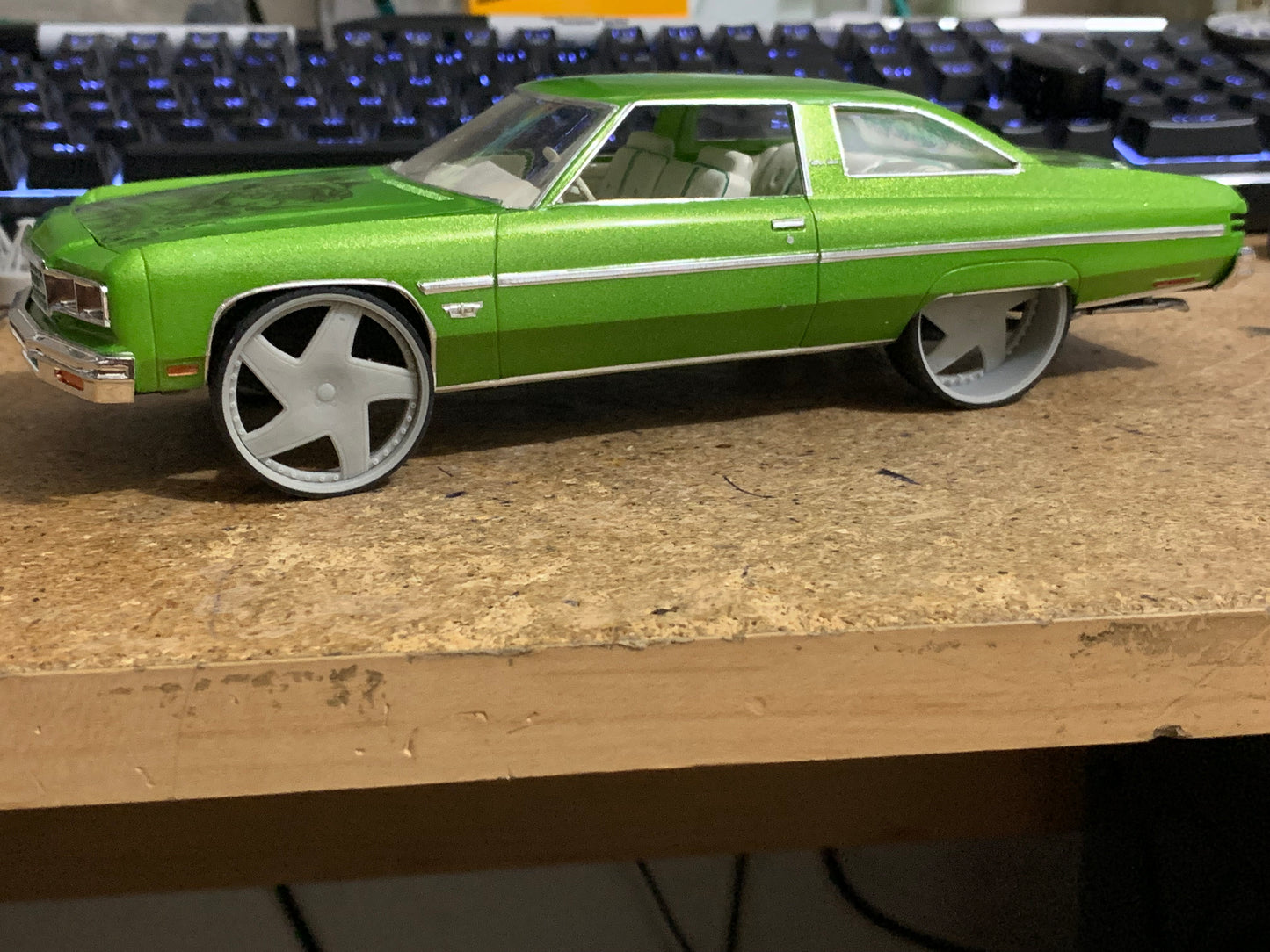 1/25 Scale - TMP D69V1: - in 26"-30" Donk, Big Rims, Box Chevy, G-Body