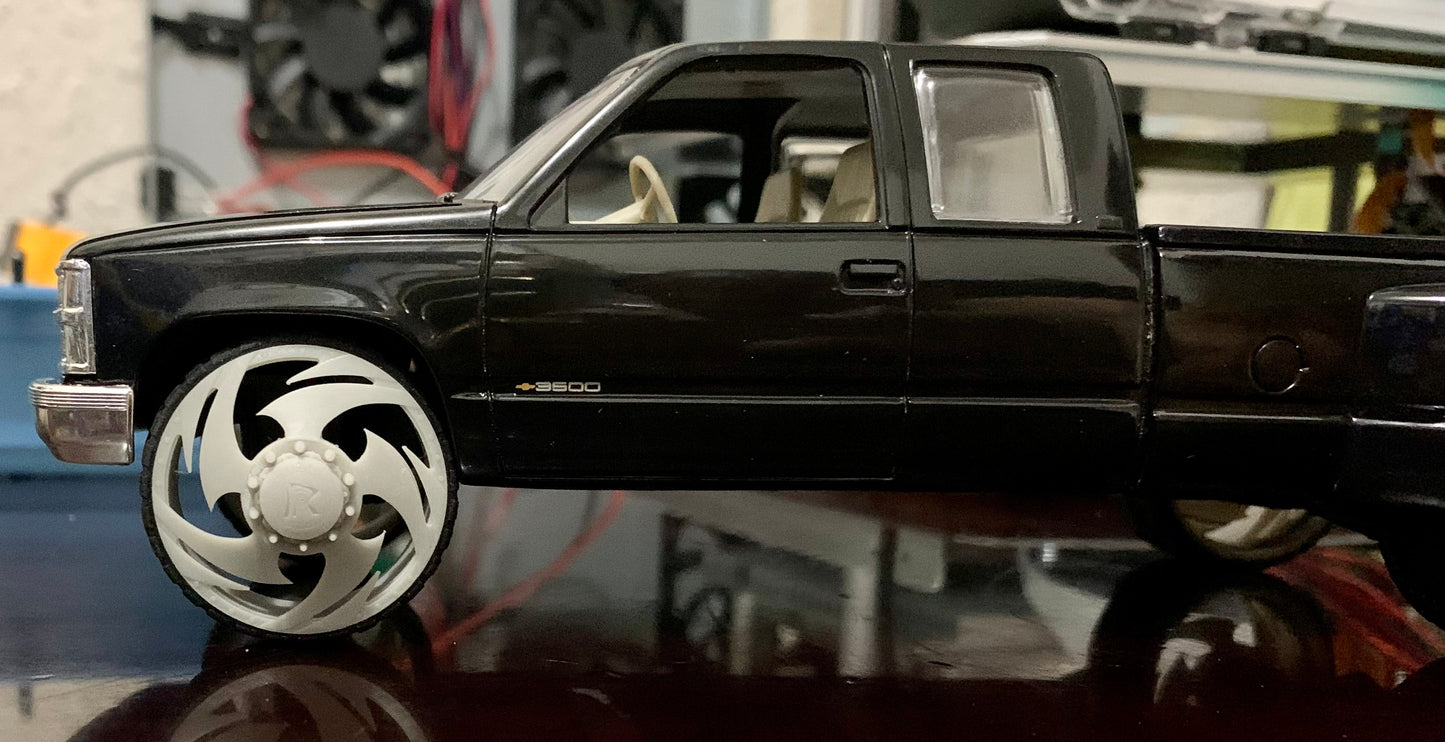 1/25 Scale - TMP D66d: Rucci Ganja - 32" Dually Truck Rims