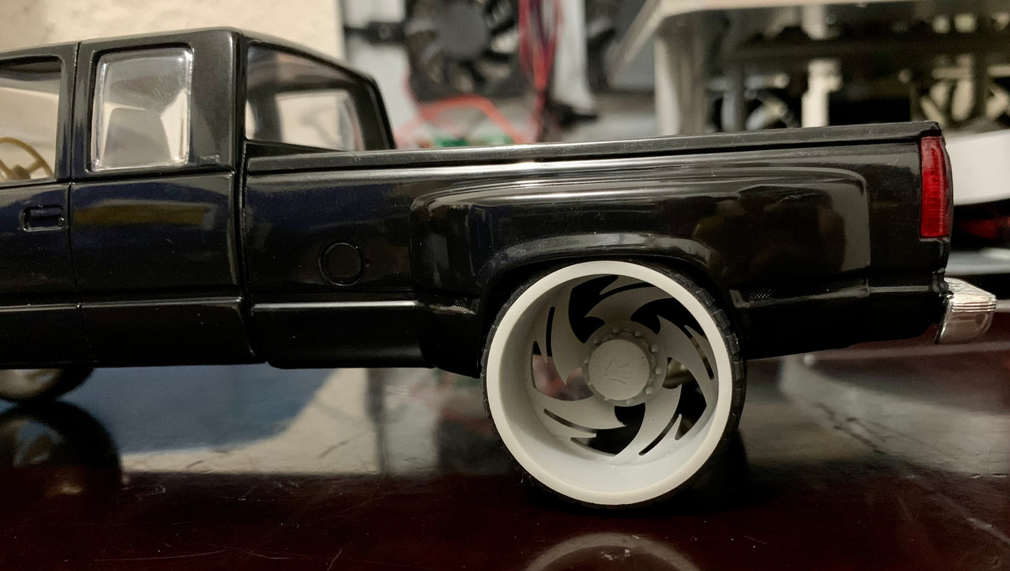 1/25 Scale - TMP D66d: Rucci Ganja - 32" Dually Truck Rims