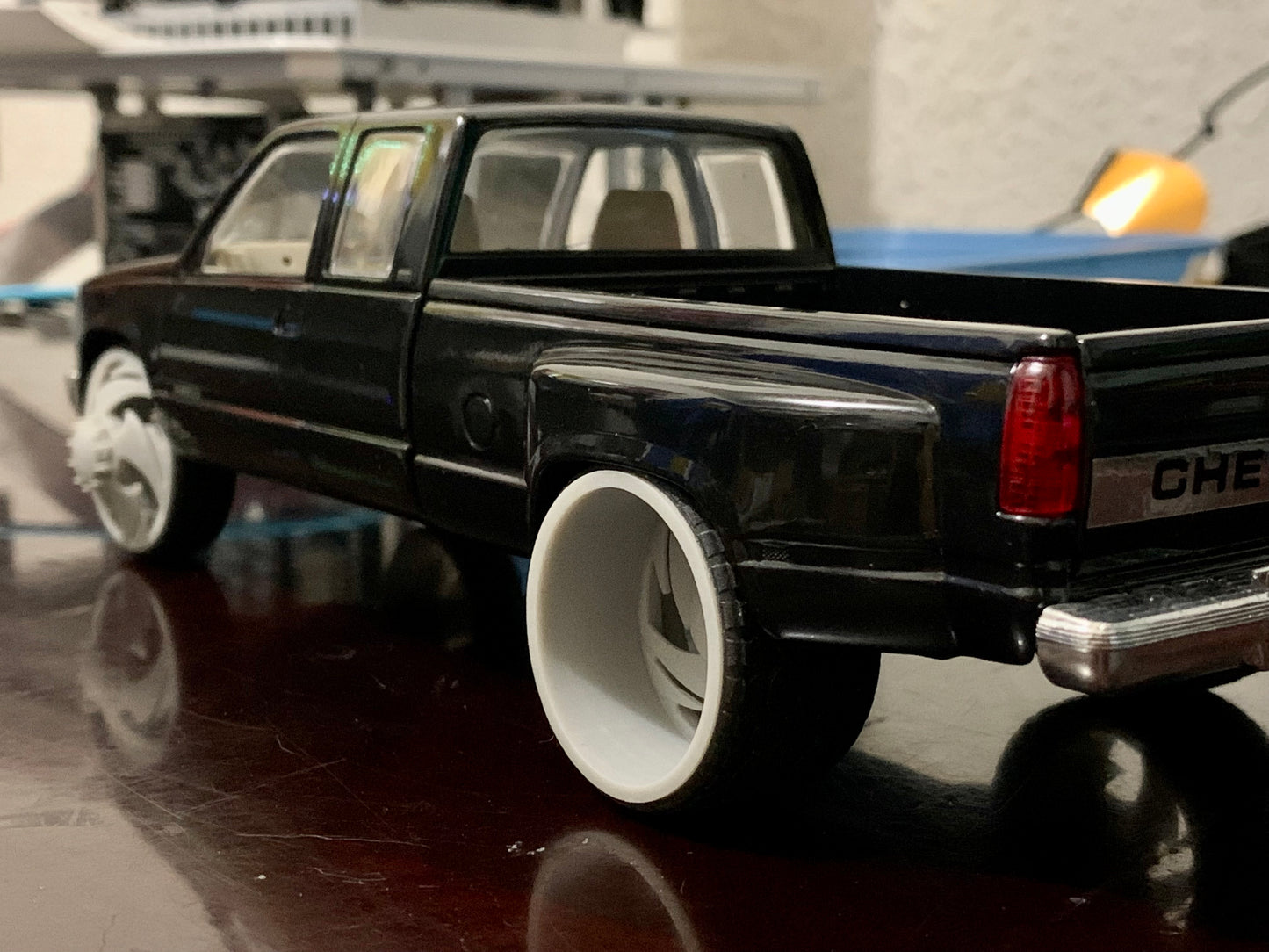 1/25 Scale - TMP D66d: Rucci Ganja - 32" Dually Truck Rims