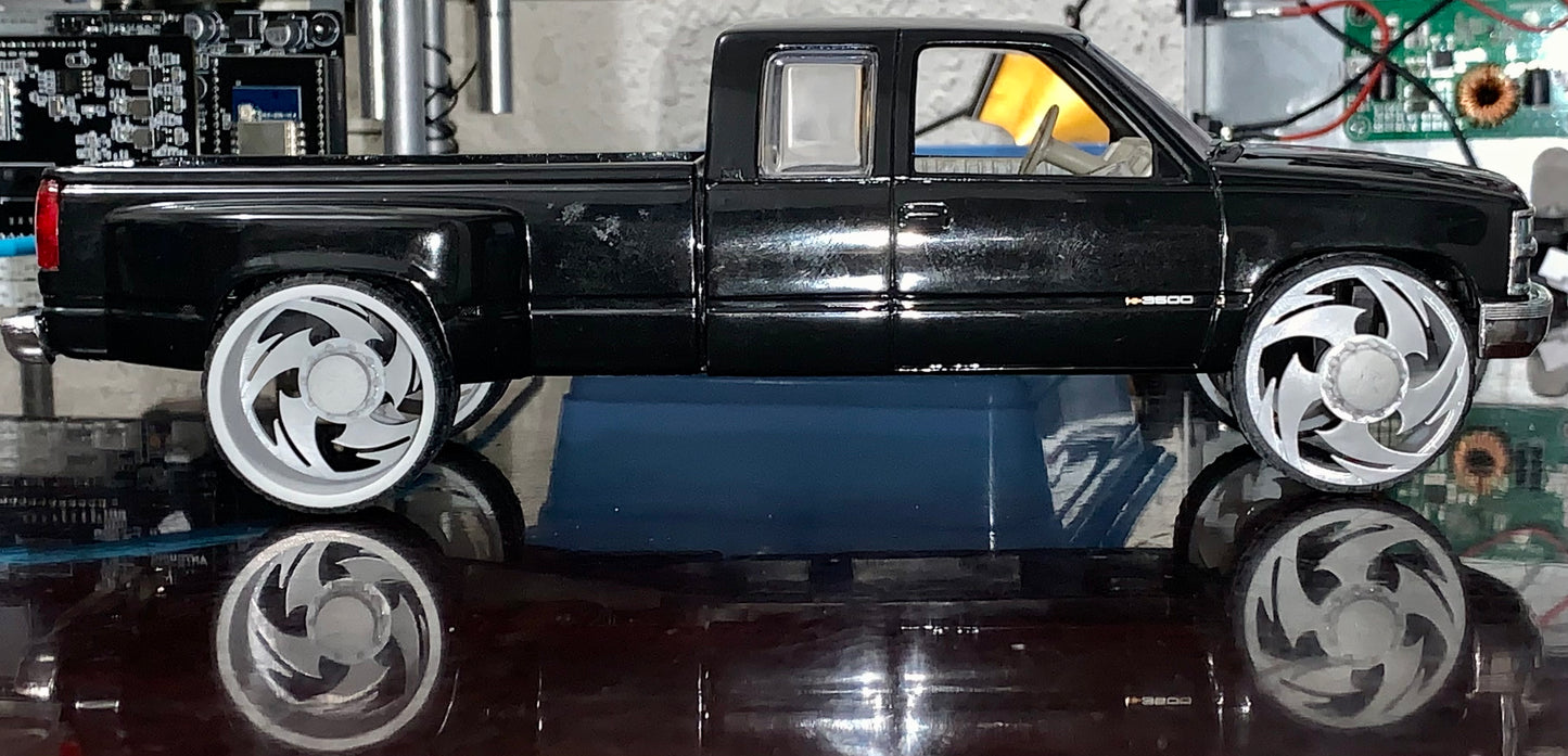 1/25 Scale - TMP D66d: Rucci Ganja - 32" Dually Truck Rims