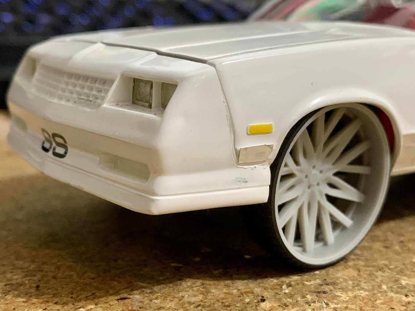 1/25 Scale - TMP D132: Custom - in 26"-30" Donk, Big Rims, Box Chevy, G-Body