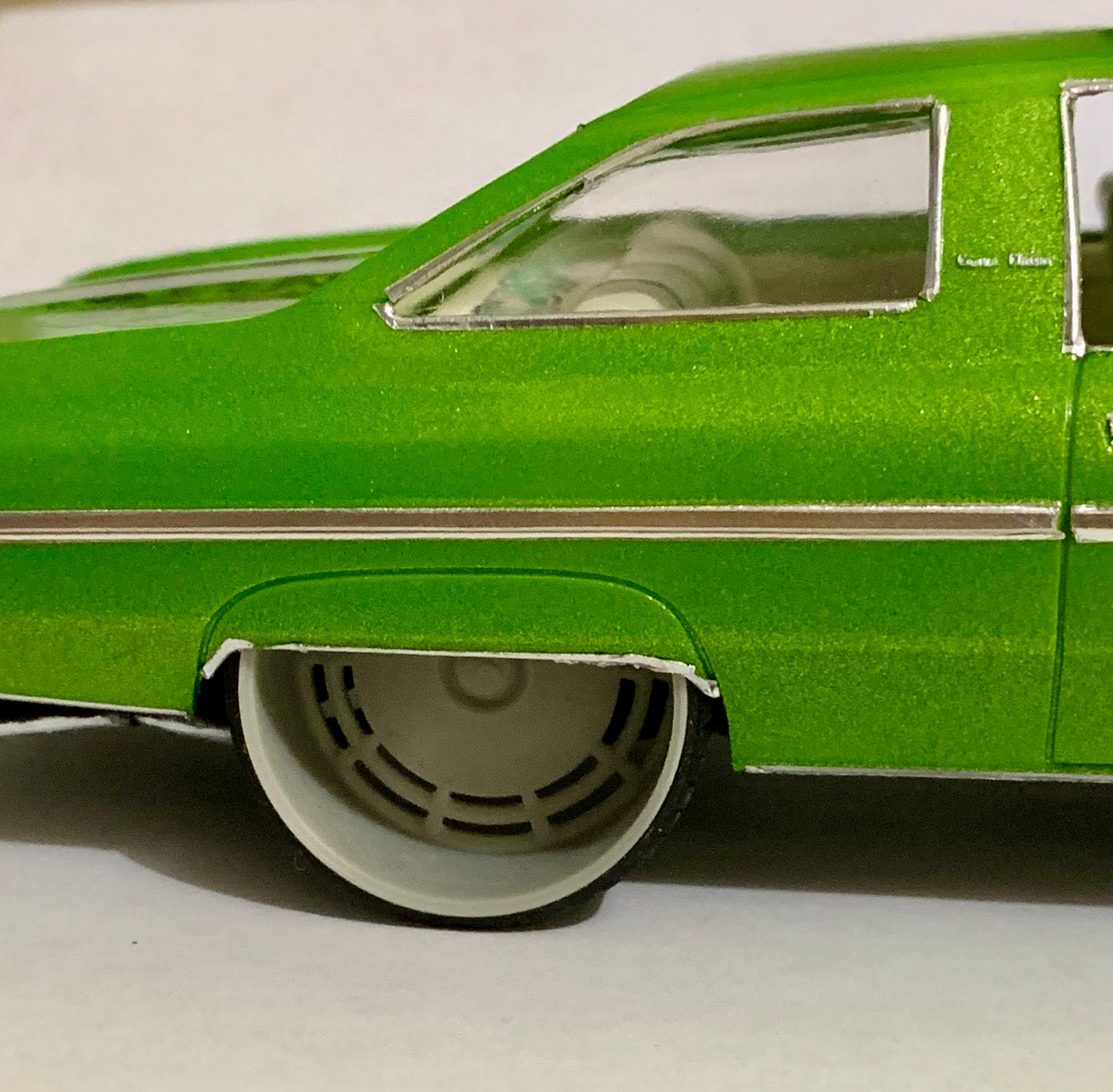 1/25 Scale - Caprice Retro V5 in 26"-30" Donk, Caprice, Big Rims, Box Chevy, Bubble