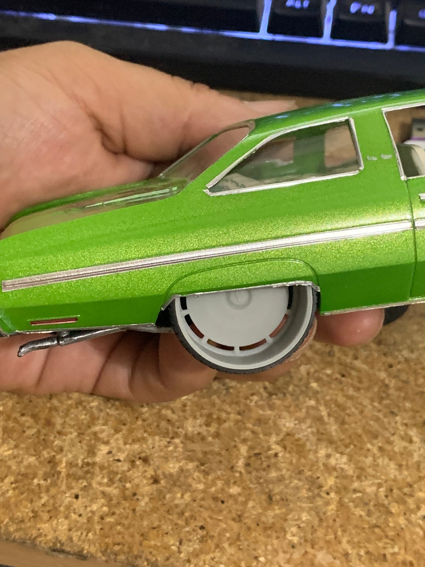 1/25 Scale - Caprice SD '75 Rep V2 in 26"-36" Donks, Caprice, Impala, Big Rims