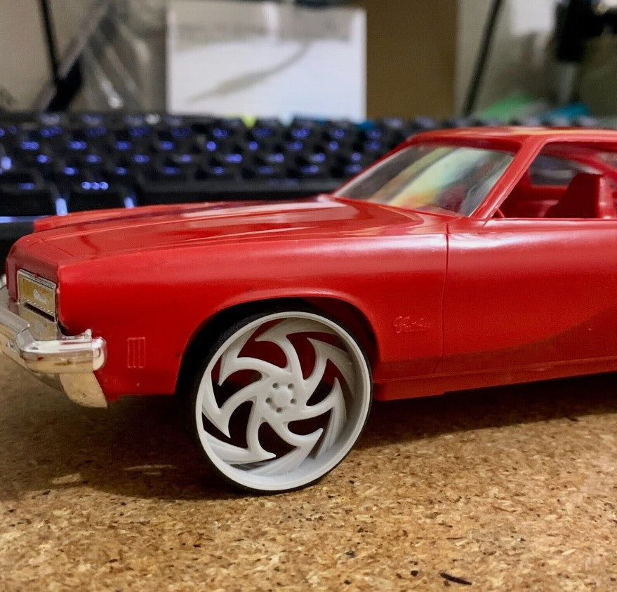 1/25 Scale - TMP D95: AMANI CARITO - in 26"-36" Donk, Big Rims, Box Chevy, G-Body