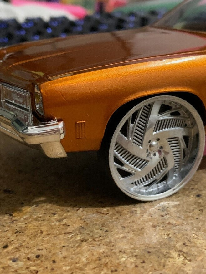 1/25 Scale - TMP D34V2:  - in 26"-30" Donk, Big Rims, Trucks, Box, G-Body, B-Body